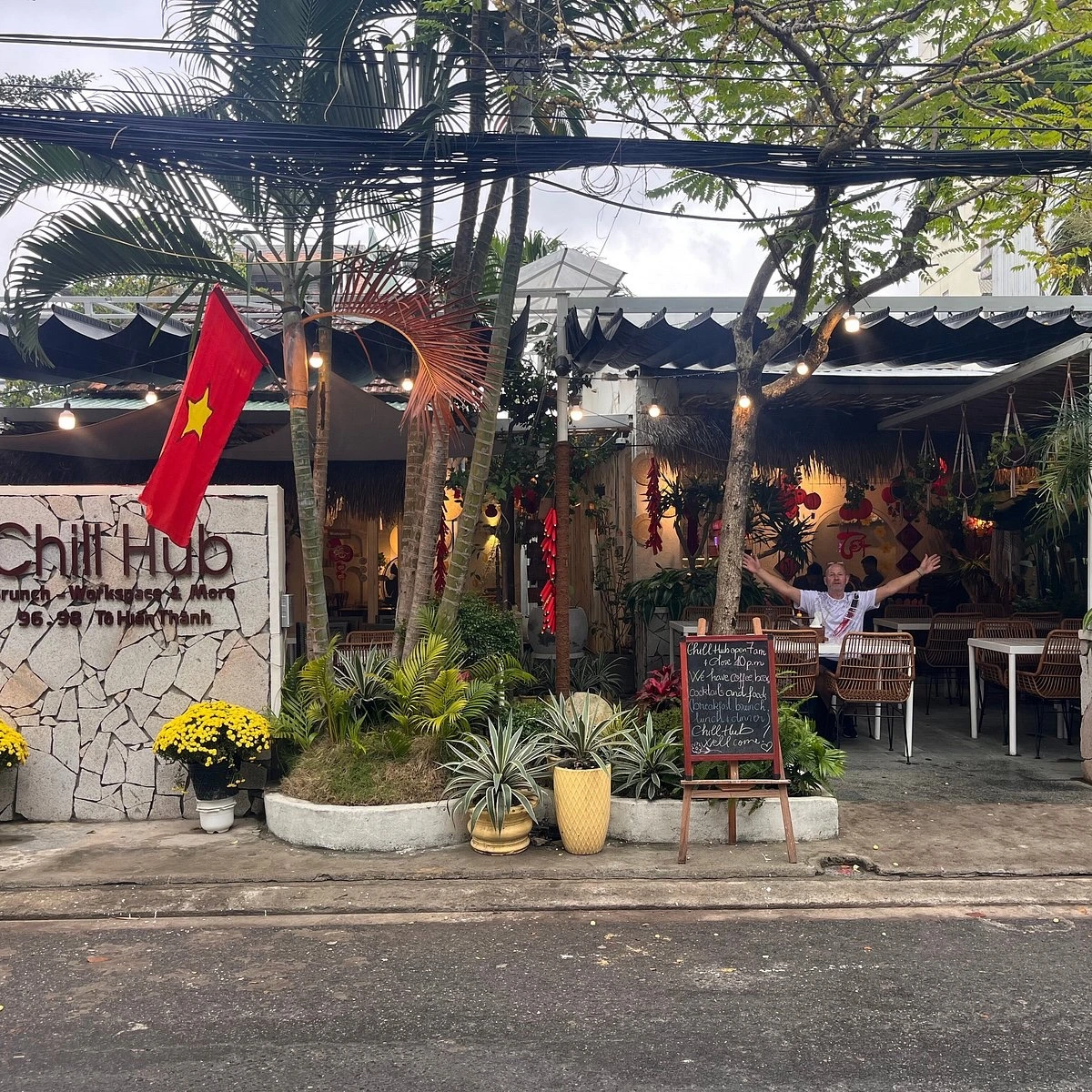 Chill Hub Café & Kitchen | Coworking Space