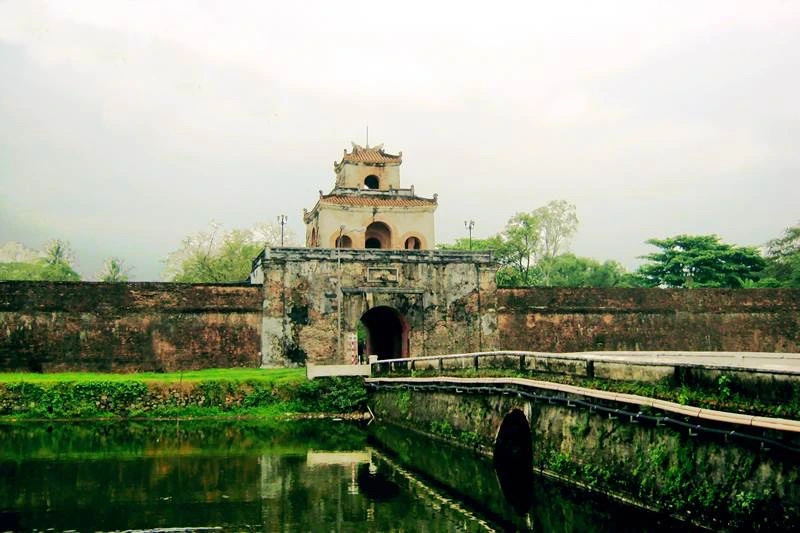 Cửa Ngăn (cửa Thể Nhân)