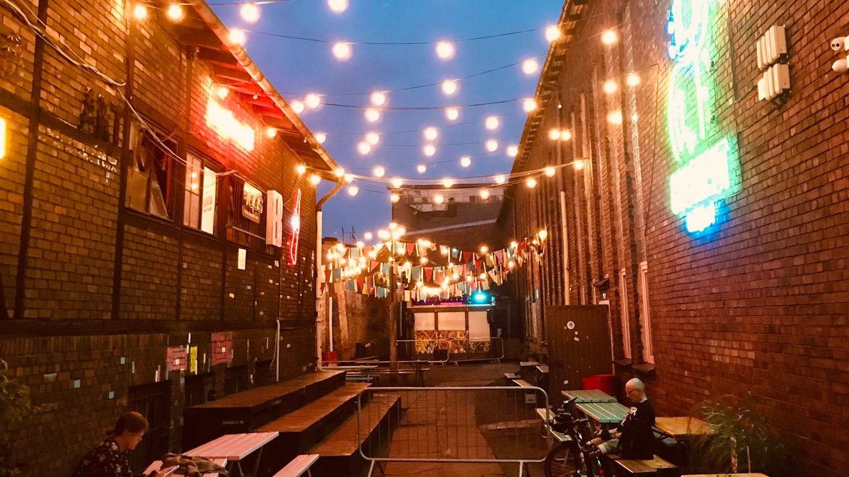 Nocny Targ Towarzyski