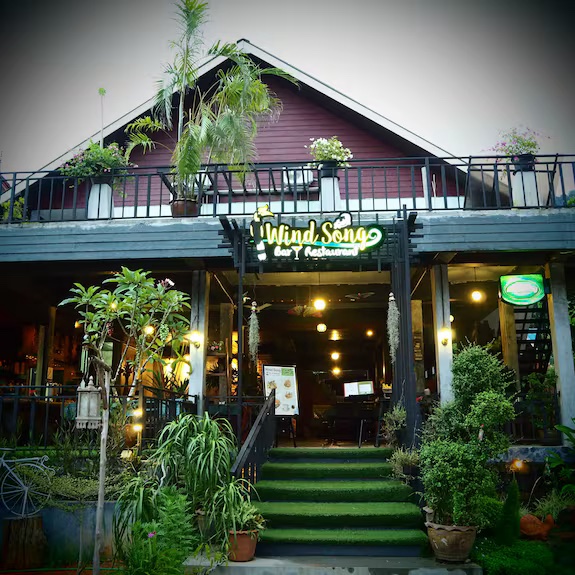 Wind Song Bar & Restaurant